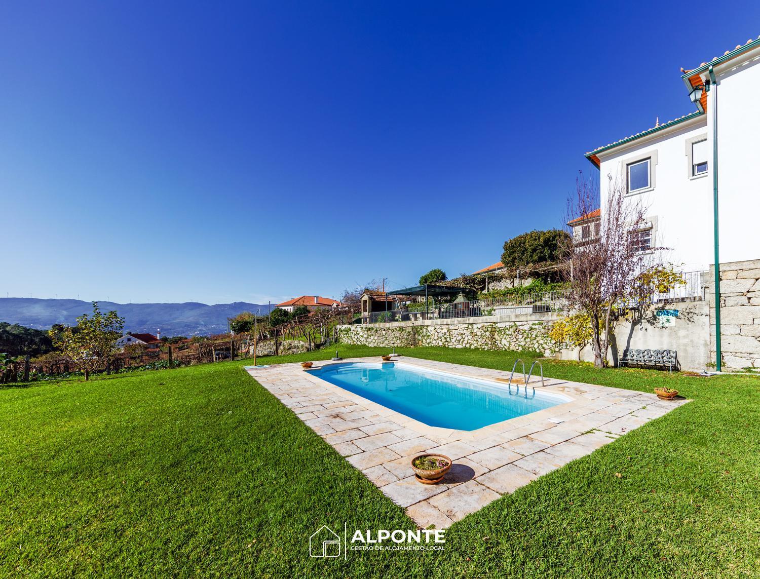 Desassossego Suites Монсан Экстерьер фото
